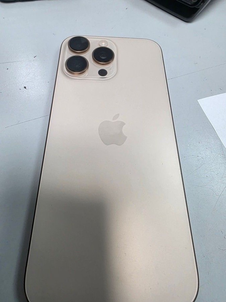 Apple iphone 16 pro max 256gb Код:01-201053331. Зображення 8