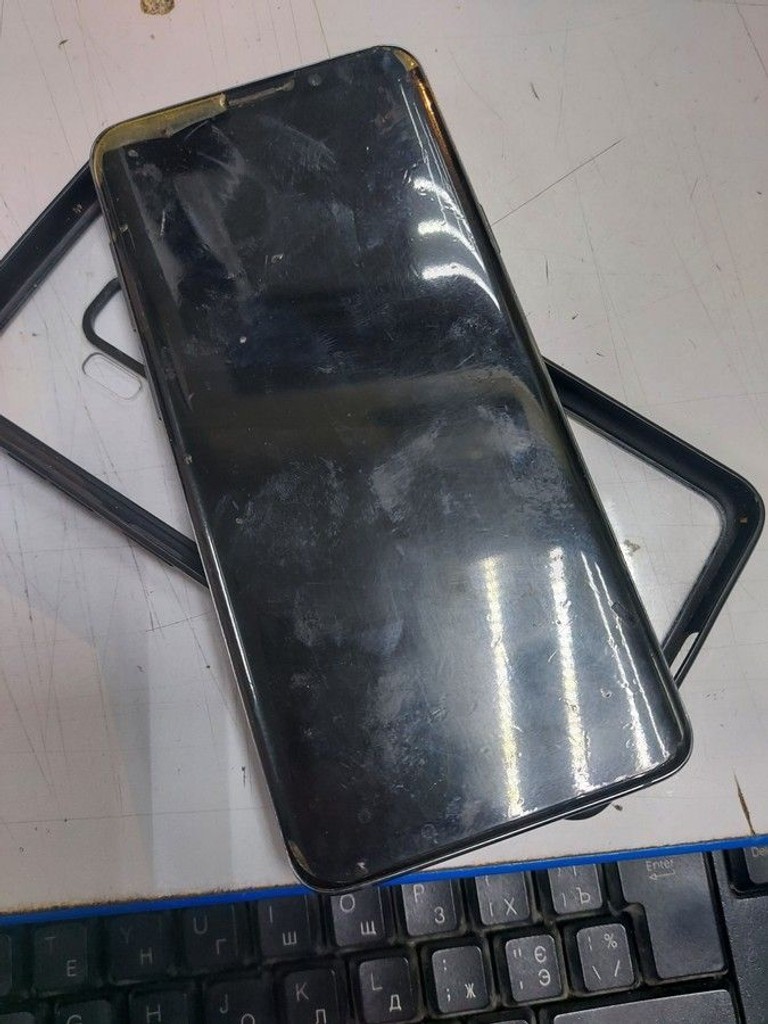 Оголошення Samsung galaxy s9+ sm-g965f 64gb Б/У