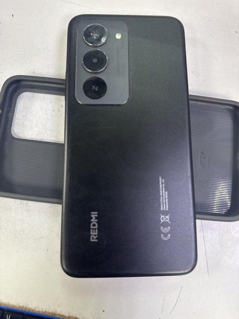 Оголошення Xiaomi redmi 15 4g 6/128gb Б/У