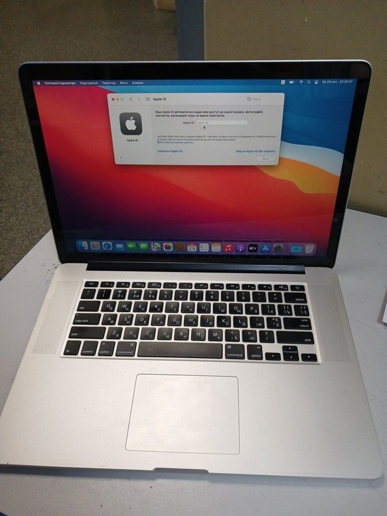 Оголошення Apple macbook pro a1398 15,4" core i7 2.2ghz/ram 16gb/ssd256gb/intel iris pro Б/У