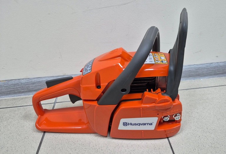 Дешево Husqvarna 120 mark ii з ломбарду