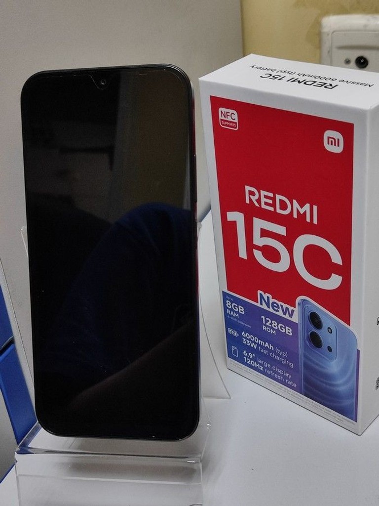 Дешиво Xiaomi redmi 15c 4g 4/128gb с ломбарда
