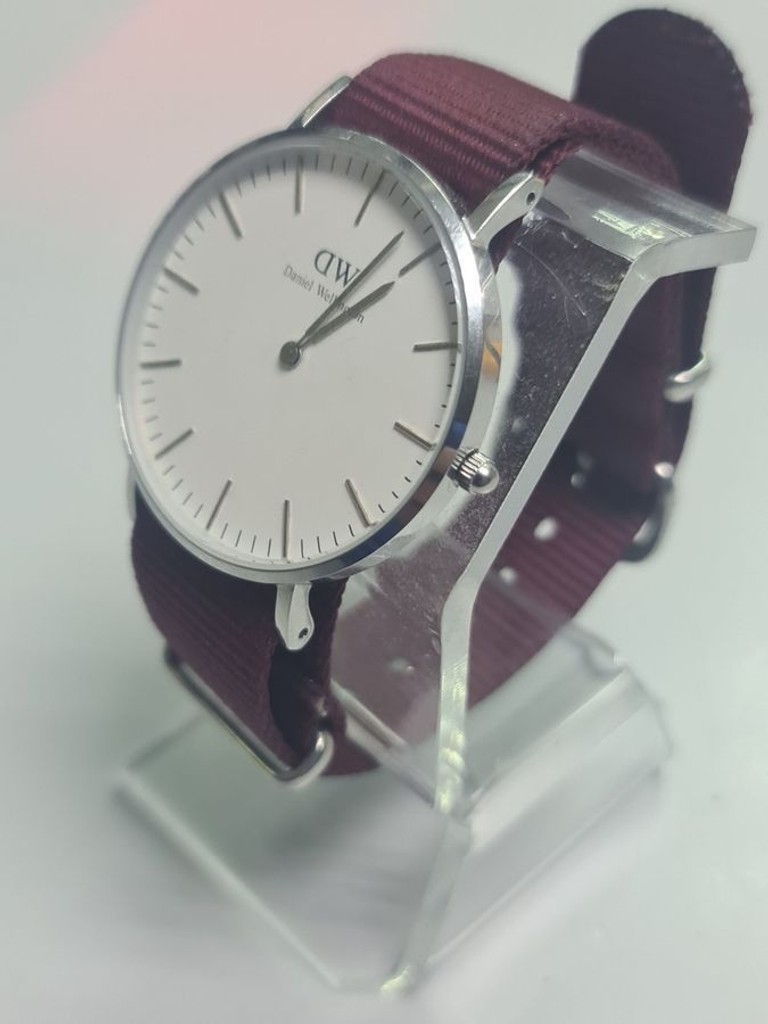 Объявление Daniel Wellington classic b36s5 Б/У