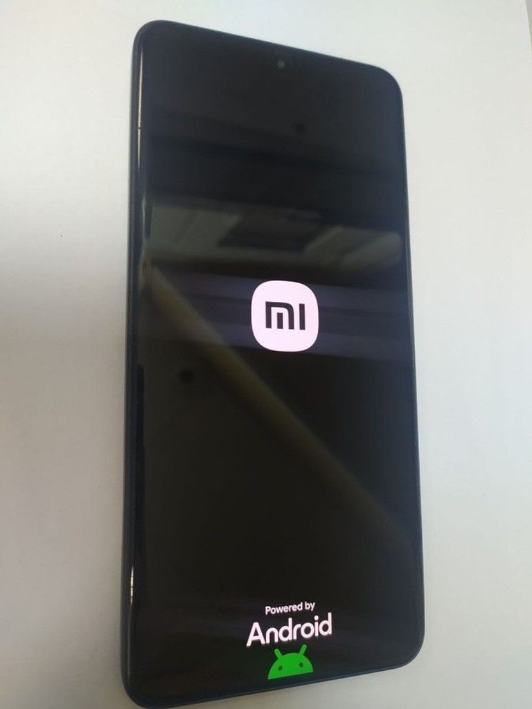 Купити Xiaomi Redmi Note 15 Pro 4G 8/256GB Glacier Blue Б/У