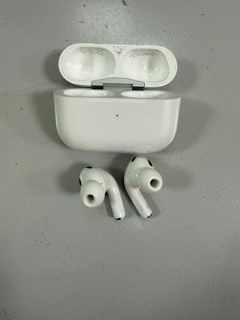 Распродажа Apple airpods pro 2nd generation with magsafe charging case usb-c, продавец Техноскарб