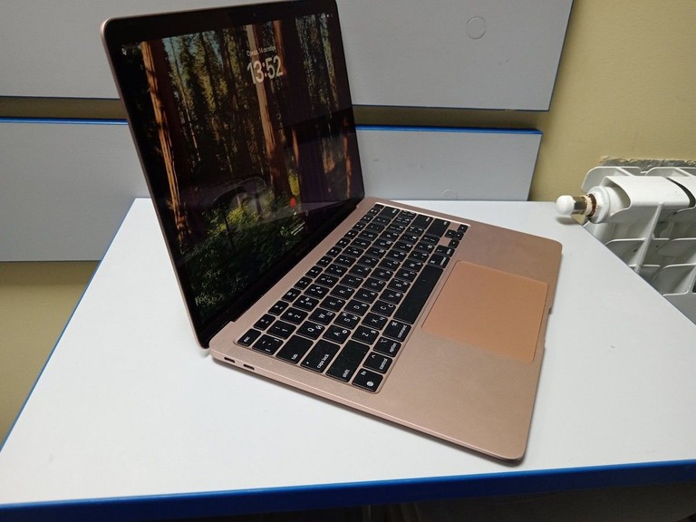 Объявление Apple MacBook Air 13'' Late 2020 Б/У