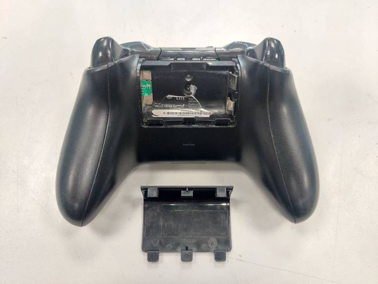Xbox360 one s 500gb Код:01-18928290. Изображение 6