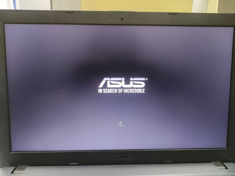 Оголошення Asus core i5 8250u 1,6ghz/ ram8gb/ ssd256gb/video gf mx110 2gb Б/У