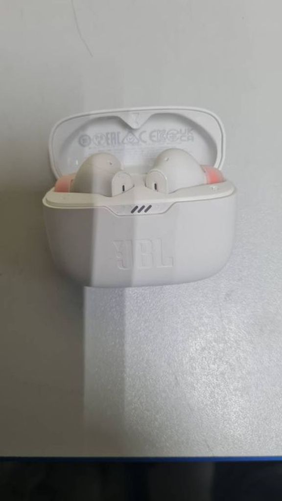 Дешиво Jbl tune 230nc с ломбарда