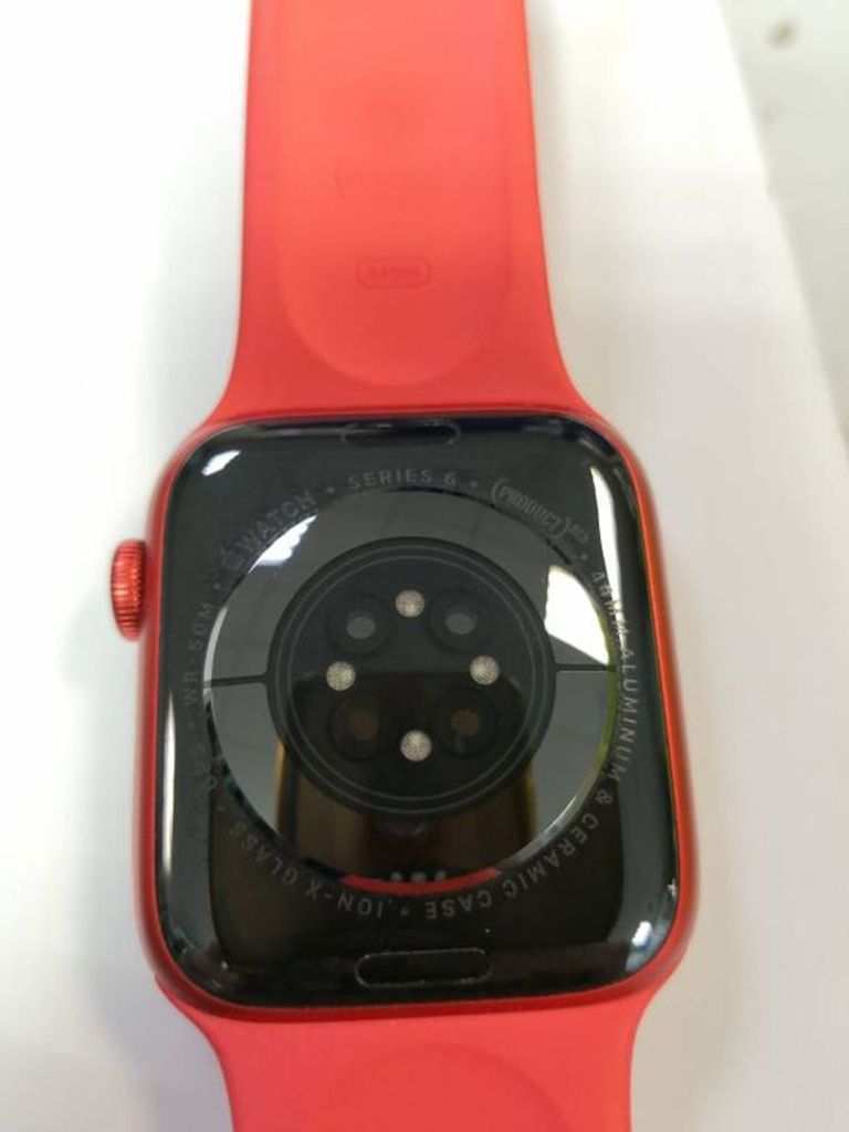 Apple watch series 6 44mm aluminum case