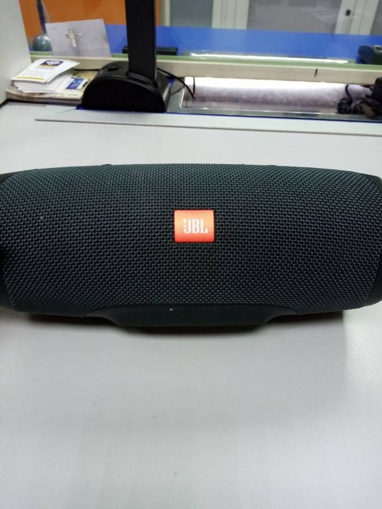 Jbl charge essential 2