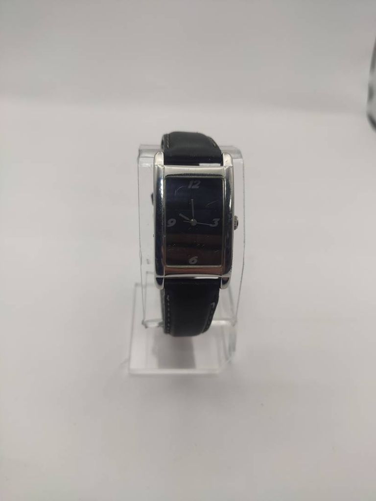 Купить Peugeot watch Б/У