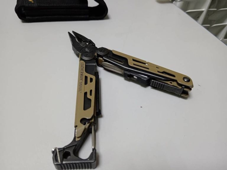 Дешиво Leatherman signal с ломбарда