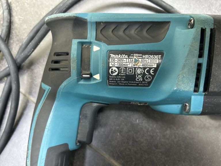 Дешево Makita HR2630T з ломбарду