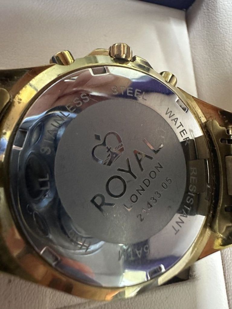 Оголошення Royal London 21433-05 Б/У