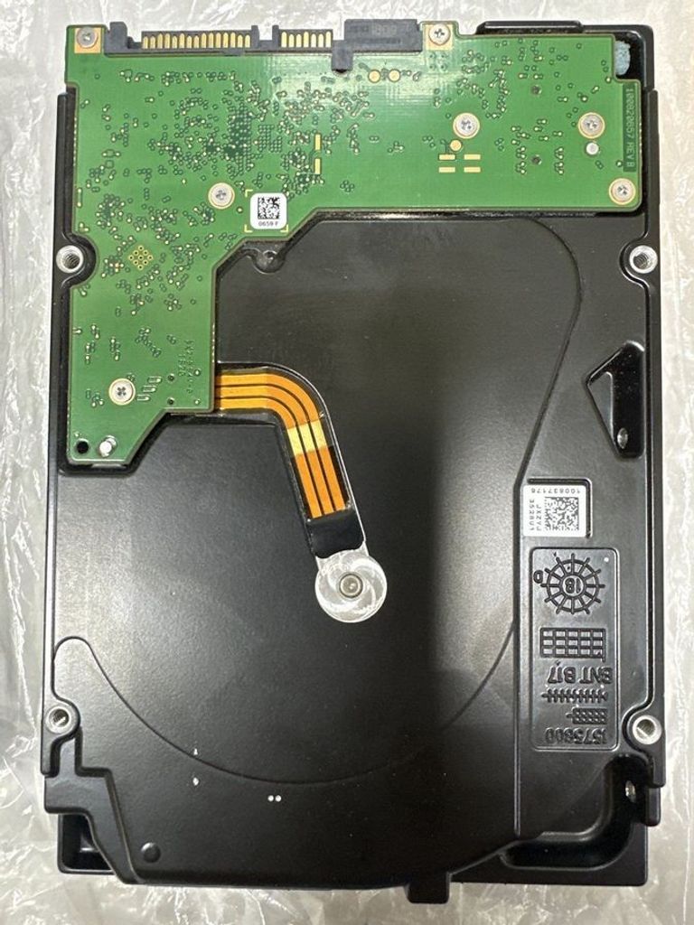 Оголошення Seagate ironwolf 10 tb Б/У