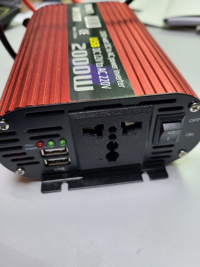 Дешево Power Inverter 2000w з ломбарду