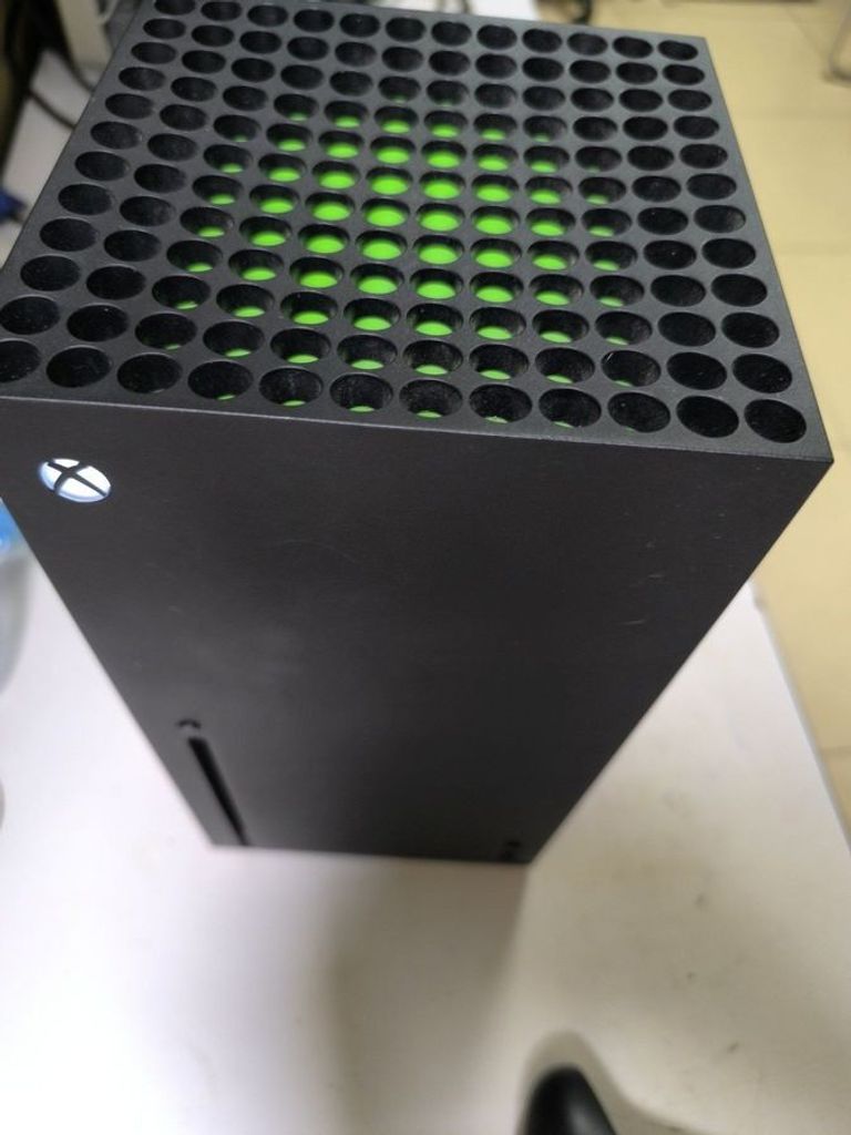 Купить Microsoft xbox series x 1tb Б/У