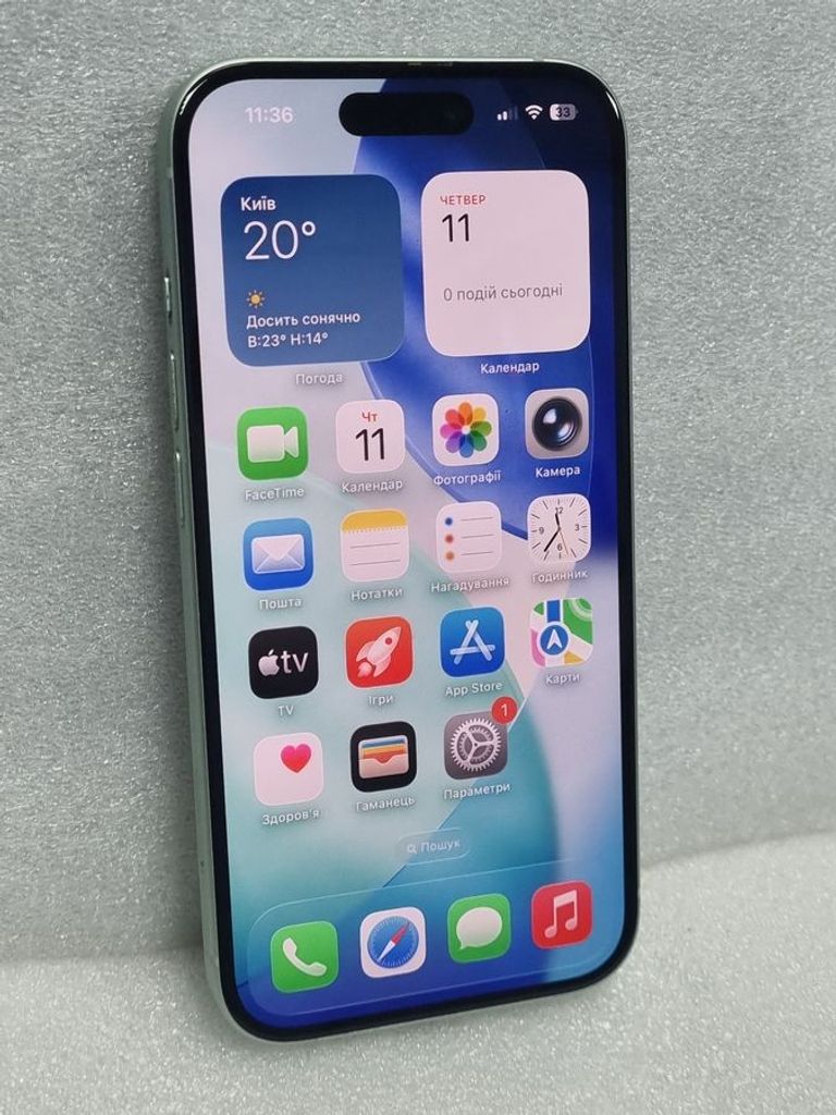 Купити Apple iPhone 15 256GB Blue Б/У