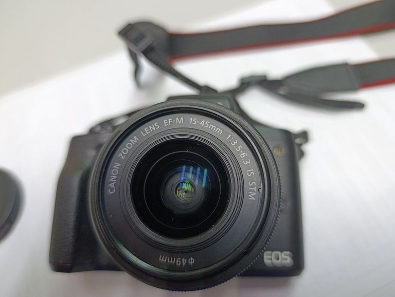 Купити Canon EOS R50 kit RF-S 18-45mm IS STM + RF-S 55-210mm IS STM Black (5811C034) Б/У