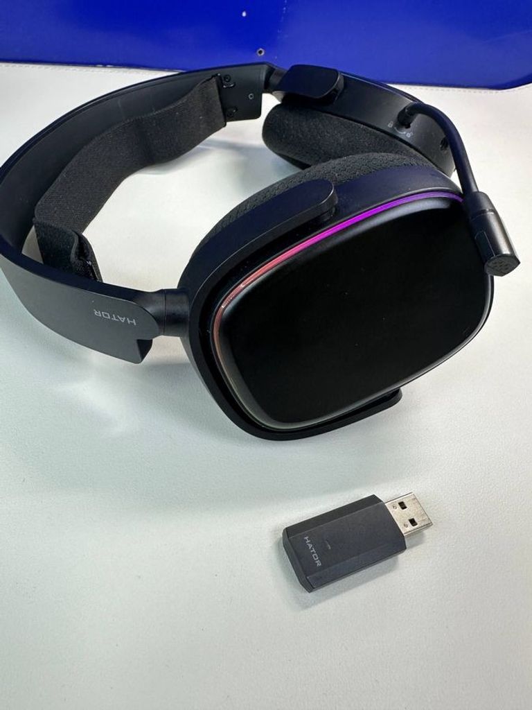 Дешево Hator phoenix wireless rgb tri-mode з ломбарду