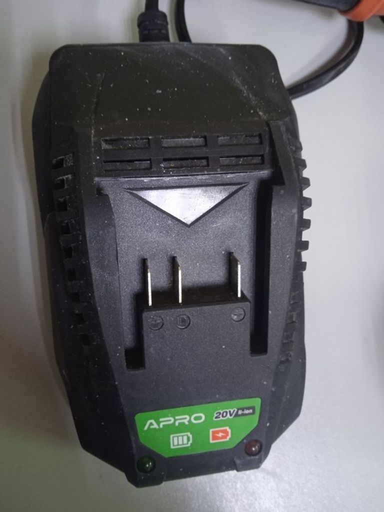 Розпродаж Apro 20DC, 20 В (895031), продавець Техноскарб