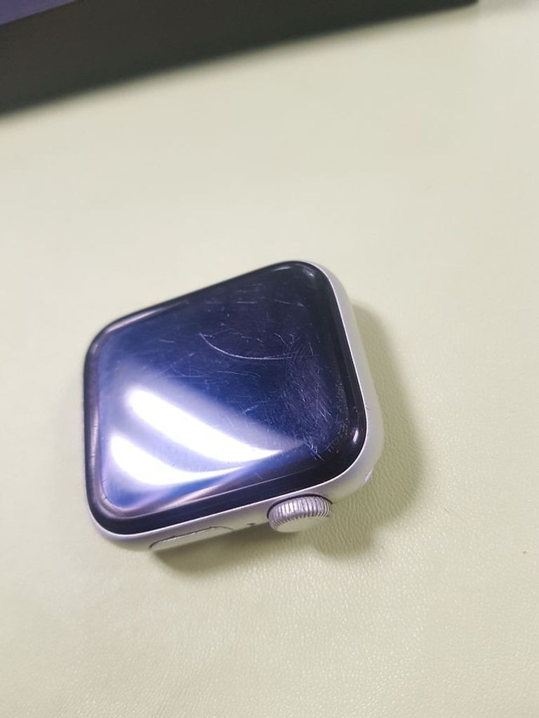 Дешиво Apple watch se gps 40mm aluminum case a2351 с ломбарда