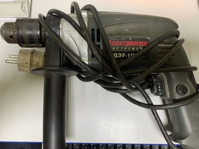 Дешево Електромаш деу-1050 з ломбарду