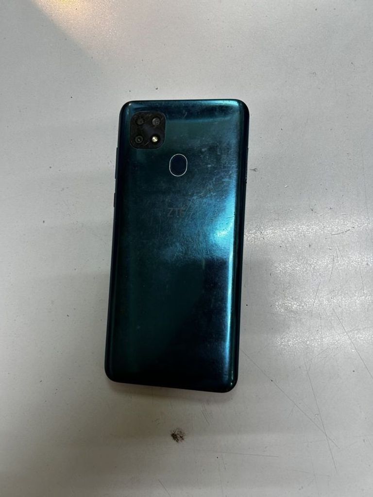 Объявление Zte blade 20 smart 4/128gb Б/У