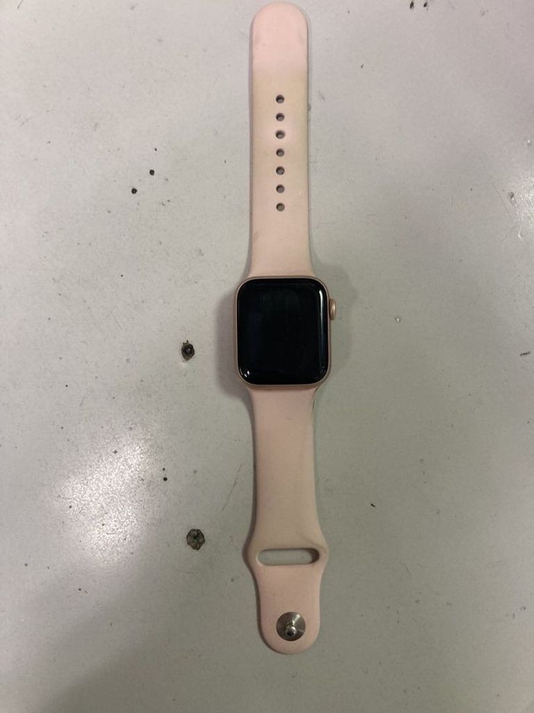 Дешиво Apple watch series 6 gps aluminium case 40mm a2291 с ломбарда