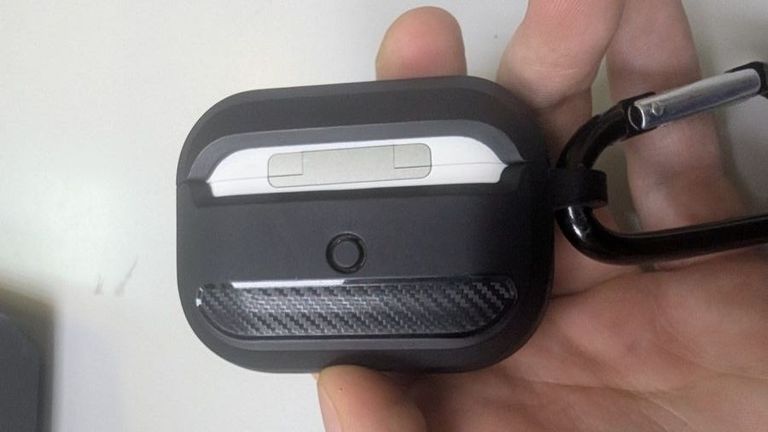 Оголошення Apple airpods pro 2nd generation with magsafe charging case usb-c Б/У