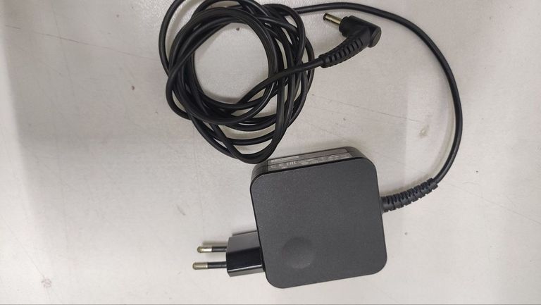 Lenovo 15/amd a6 7310 ddr3/4gb ddr3/hdd 500 gb/ssd *відсутній/*інтегрована Код:01-200625152. Изображение 11