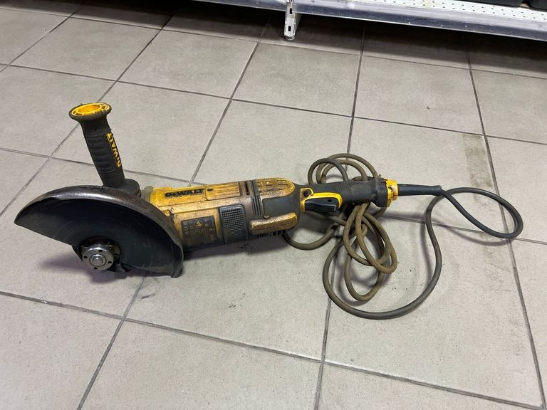Купить Dewalt DWE4579 Б/У
