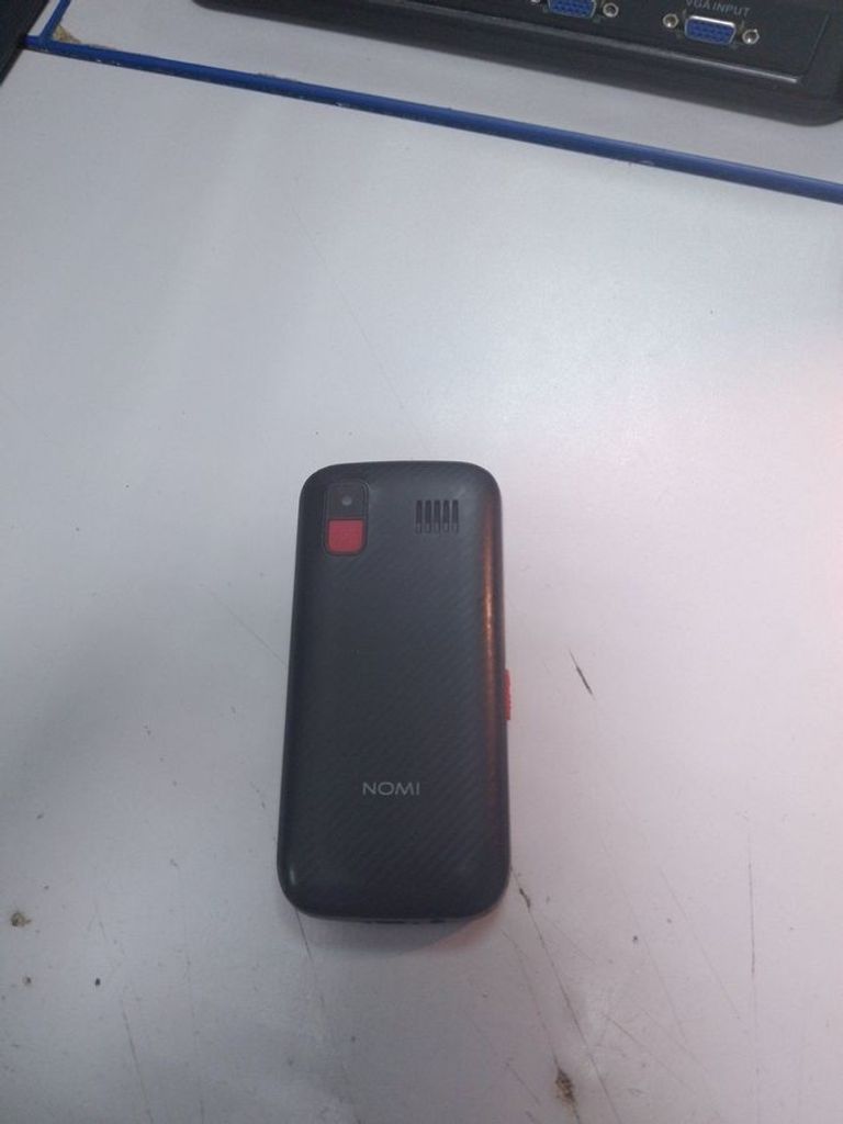 Дешиво Nomi i220 Red с ломбарда