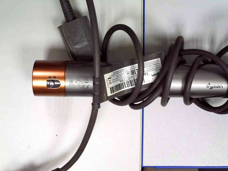 Оголошення Dyson airwrap hs05 complete long nickel/copper Б/У