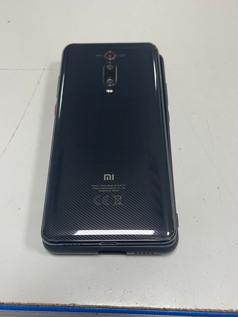 Дешево Xiaomi mi 9t pro 6/128gb з ломбарду