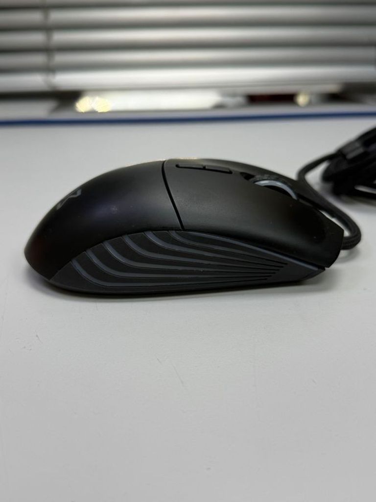 Дешиво Dream machines DM5 Blink USB Black (DM5_BLINK) с ломбарда