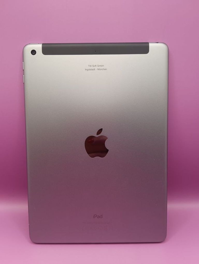 Дешиво Apple ipad 9.7 5gen wi-fi 32gb с ломбарда
