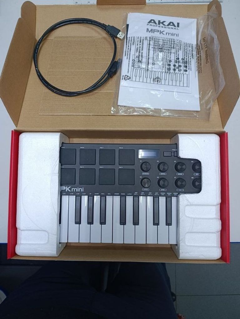 Akai MPK MINI MK3 Red Код:01-200844698. Изображение 6