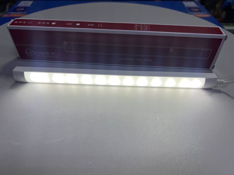 Купити Led без моделі Б/У