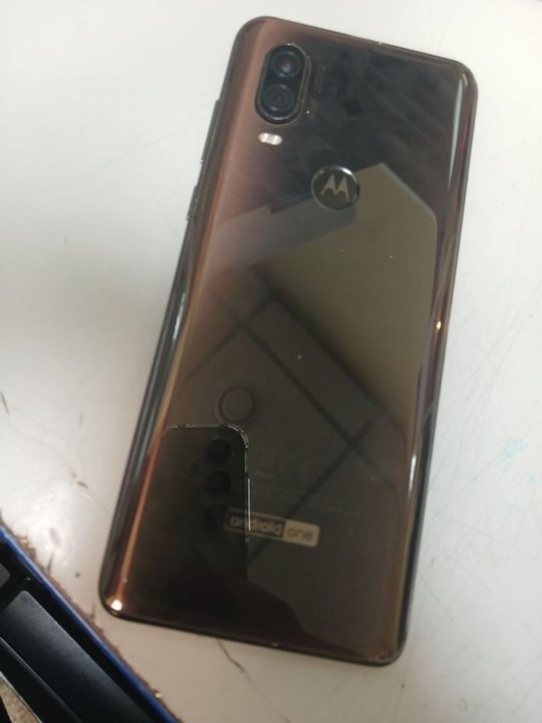 Оголошення Motorola one vision 4/128gb Б/У