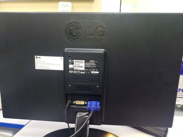 Дешево Lg 22ea53vq з ломбарду