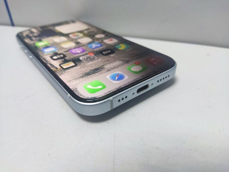 Apple iPhone 15 128GB Green Код:01-200862689. Зображення 5