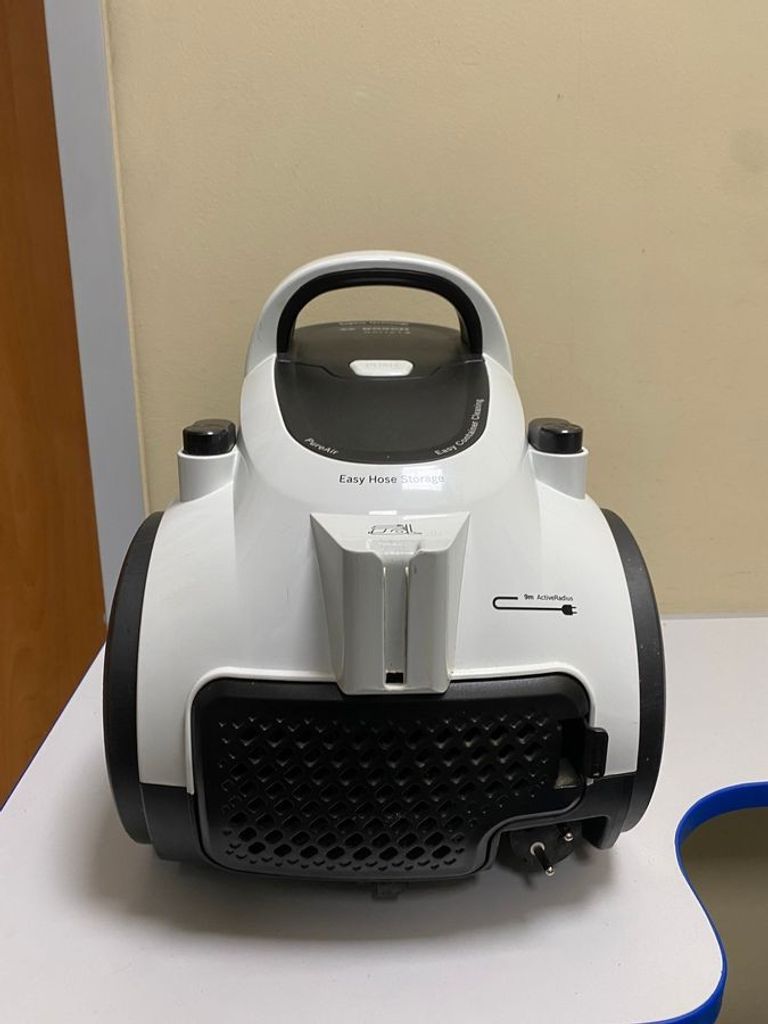 Дешиво Bosch Serie 2 BGS05A225 с ломбарда