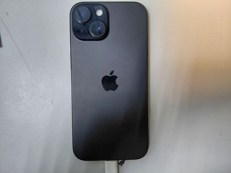 Дешево Apple iphone 15 128gb esim з ломбарду