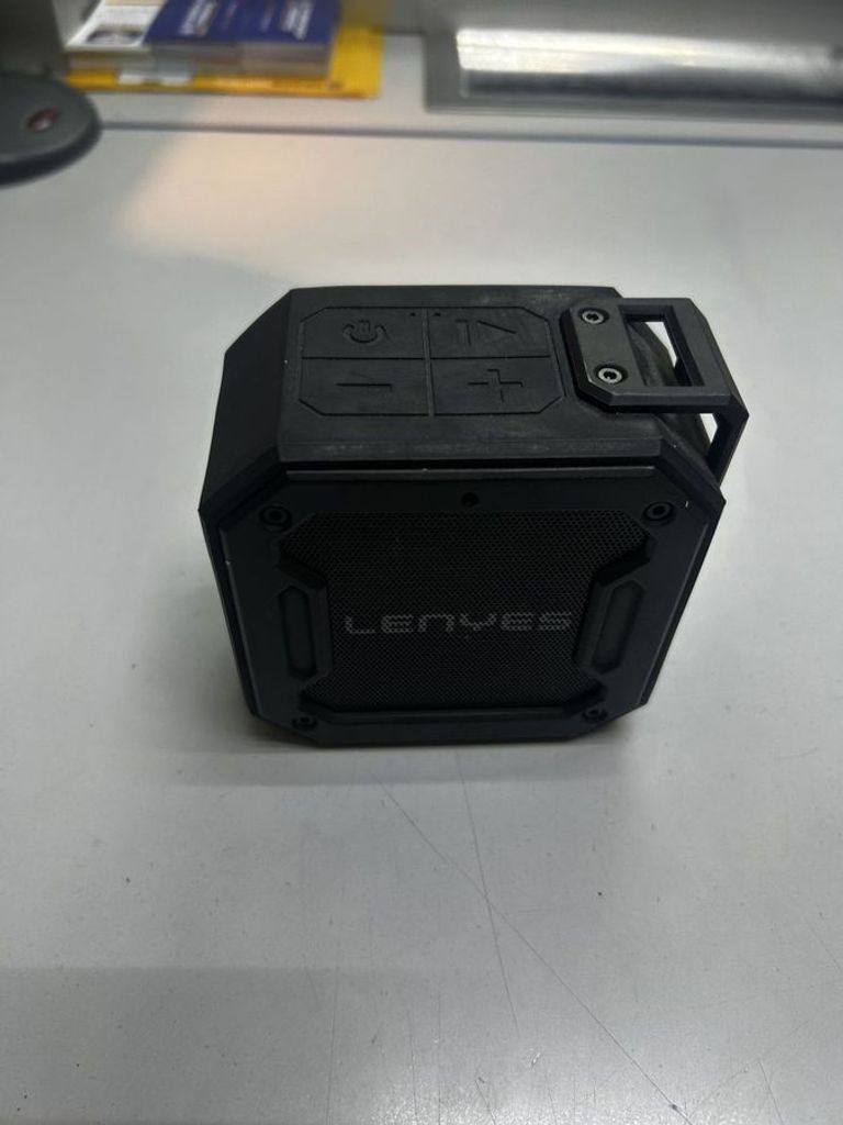 Купити Lenyes s106 Б/У