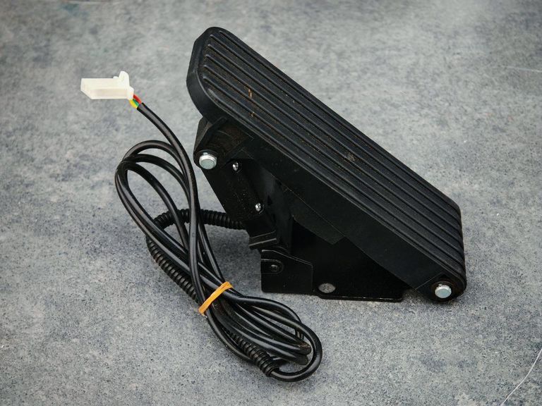 BLDC 72 В 3000 Вт із контролером 24 Mosfet 50 А та педаллю газу для електроскутера, двигуна E-Bike Код:null. Изображение 7