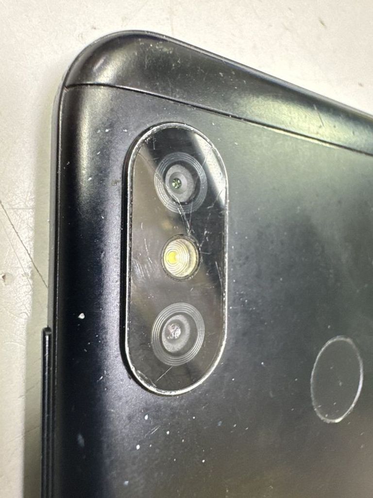 Розпродаж Xiaomi mi a2 lite 4/64gb, продавець Техноскарб