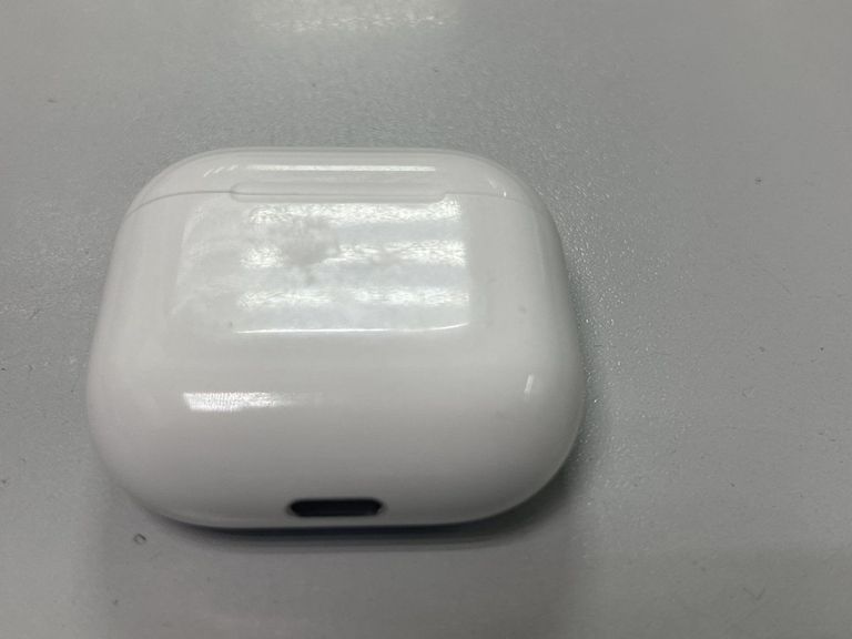 Розпродаж Apple airpods 4, продавець Техноскарб