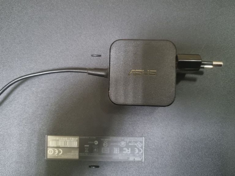 Asus 15/pentium n3540 ddr3/4gb ddr3/hdd 1000 gb/ssd *відсутній/*інтегрована Код:01-200920475. Зображення 7